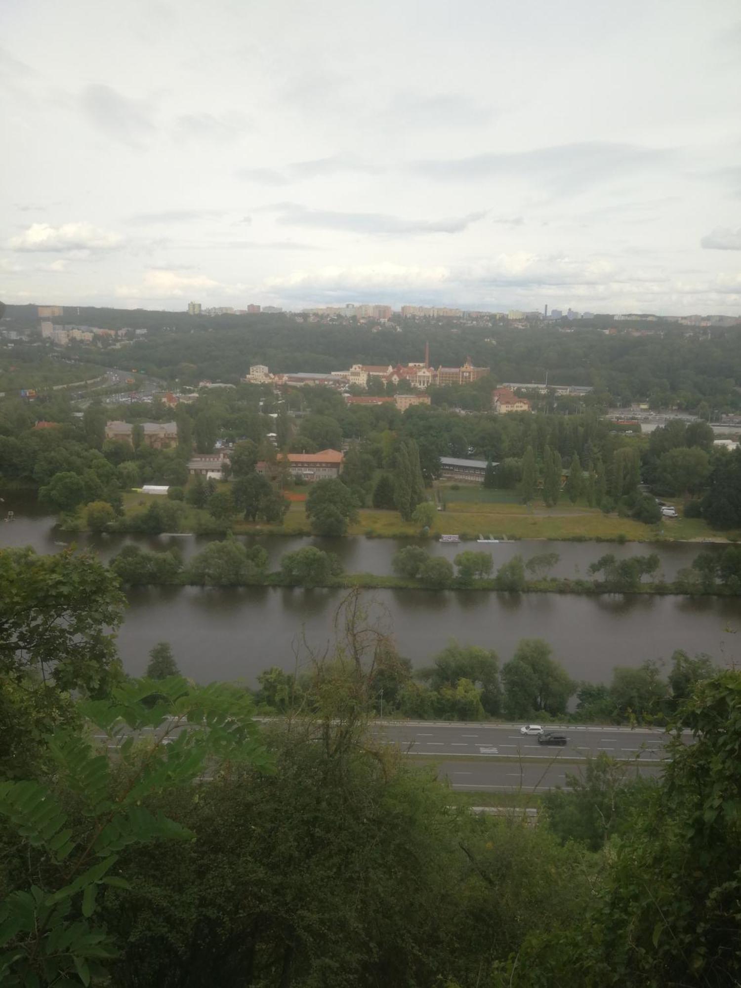 Villa Barrandov Pokoj 3 ปราก ภายนอก รูปภาพ